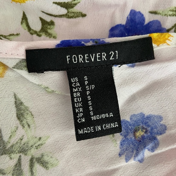 Forever21 Floral Cropped Tank Top - Picture 5 of 5